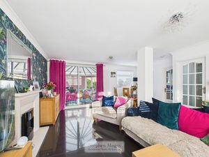 Photo 20- click for photo gallery